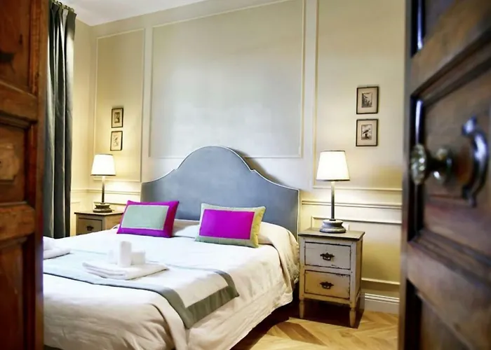 Santa Croce-2 By Interhome * Florencie